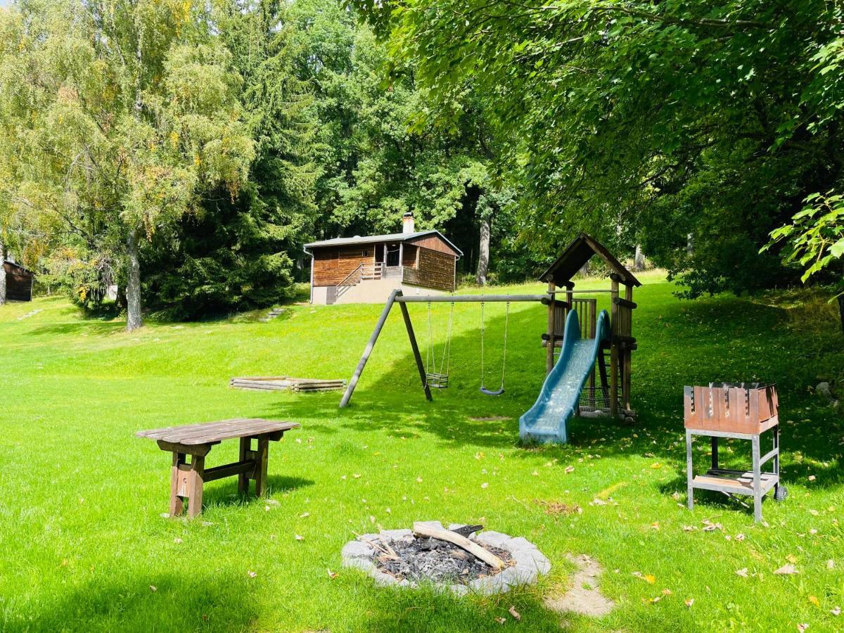 Chata Adam U Lipna Horní Planá Exteriör bild