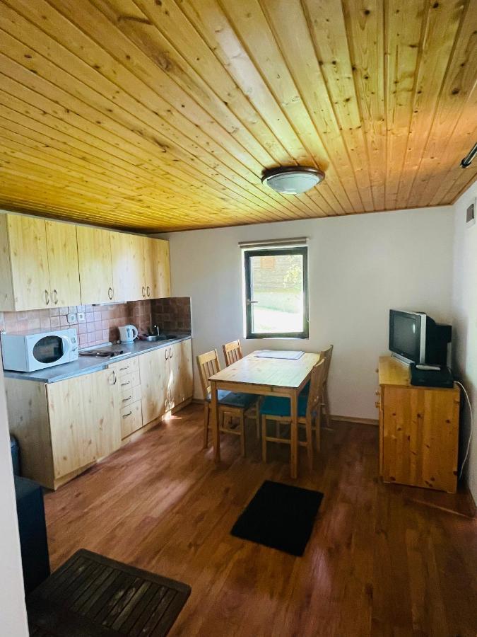 Chata Adam U Lipna Horní Planá Exteriör bild